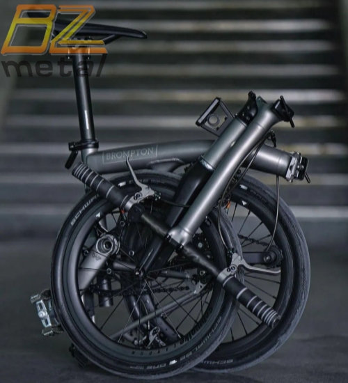 bronpton fold bike.jpg
