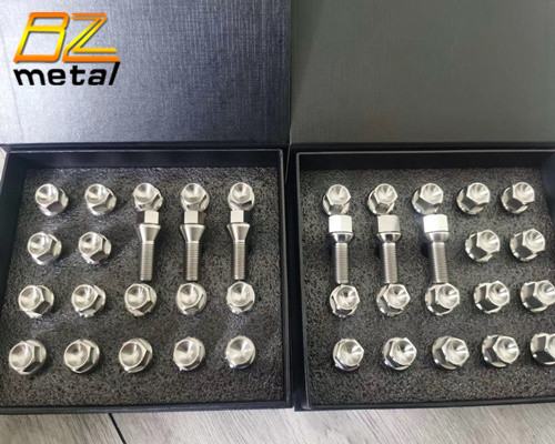 Gr5 Titanium wheel bolts and nuts set packaged